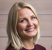 Pia Holma, Pluspuun markkinointi