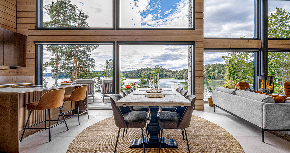 modernin-hirsihuvilan-maisemikkunasta-nakyy-jarvimaisema-3